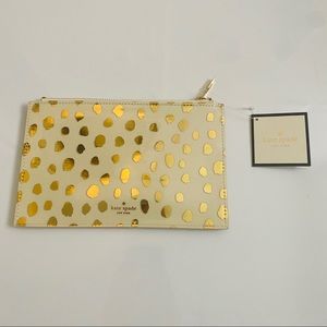 Kate Spade New York Gold Pencil Pouch Flamingo dot
